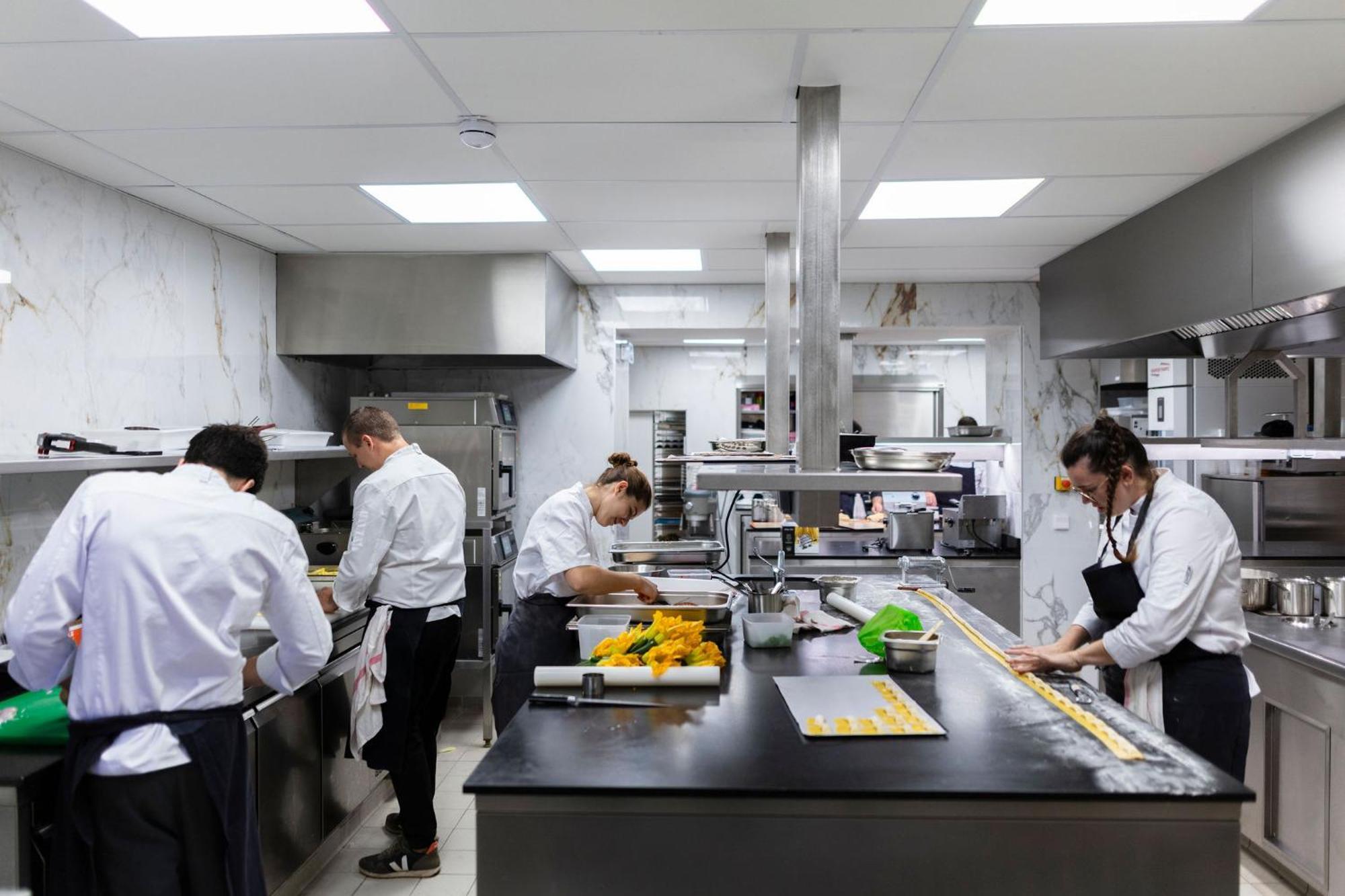 Hotel Et Restaurant La Bastide Bourrelly - Mathias Dandine Cabriès Eksteriør bilde