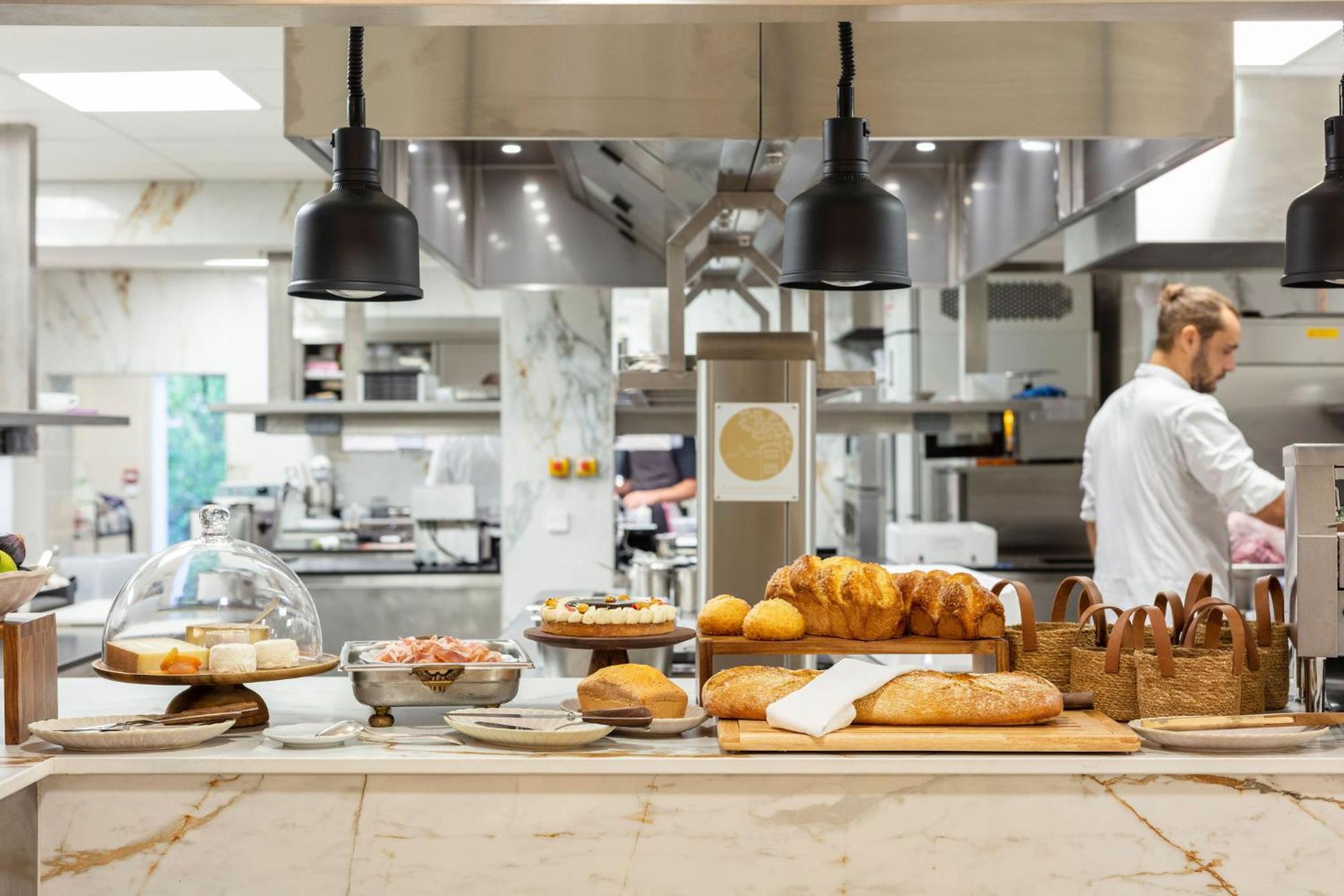 Hotel Et Restaurant La Bastide Bourrelly - Mathias Dandine Cabriès Eksteriør bilde